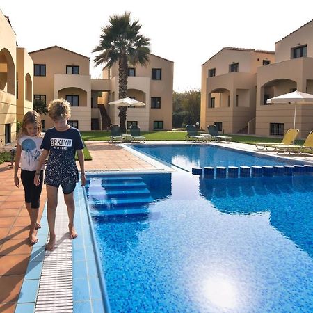 Gt Beach Maleme Exterior foto